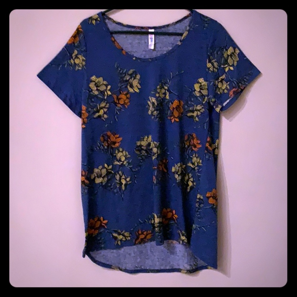 Lularoe blue top